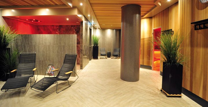 Espace wellness d'hôtel équipé Infracab'in